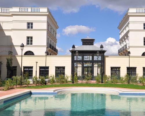 Disneyland Deluxe Flat, Outside Pool, Climatisation, 1 Min To Disney Parks Серри Экстерьер фото